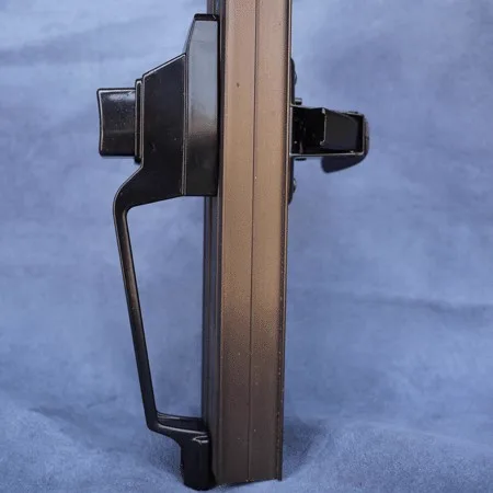 1251 Push Button Latch 4